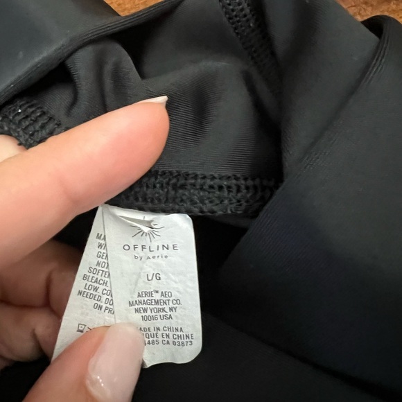 Offline by Aerie Crossover High-Waist Leggings | Size Large - Picture 2 of 2